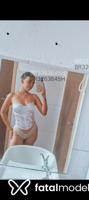Acompanhante Vivi Gomes - Perfil