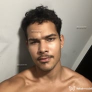 Acompanhante Pedro Henrique - Perfil