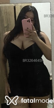 Acompanhante Camilla - Perfil