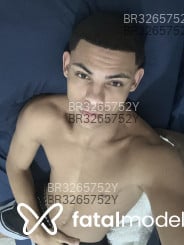 Acompanhante Adren Cordeiro - Perfil