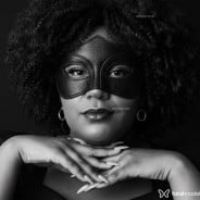 Acompanhante Dominique Noir - Perfil