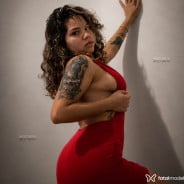 Acompanhante Carol - Perfil