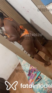Acompanhante Alicia - Perfil