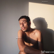Acompanhante Tauroquinze - Perfil
