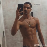 Acompanhante Henrique Santos - Perfil