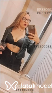 Acompanhante Carol - Perfil