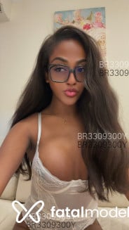 Acompanhante Ebony - Perfil