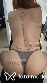 Acompanhante Emily - Perfil