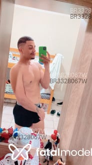 Acompanhante Oliver - Perfil