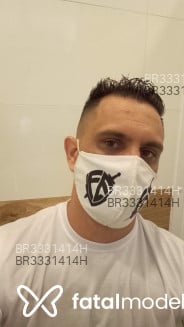 Acompanhante Sombra - Perfil