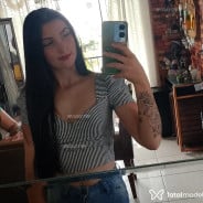 Acompanhante Aninha - Perfil