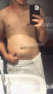 Acompanhante Curosinha - Perfil