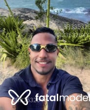Acompanhante Gattto Preto - Perfil