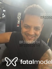 Acompanhante Tiago Leif - Perfil