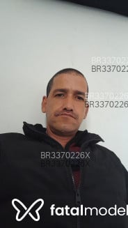Acompanhante Hicham Chaarar - Perfil