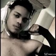 Acompanhante Nétto - Perfil