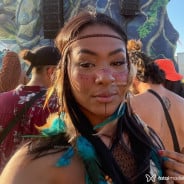 Acompanhante Preta - Perfil