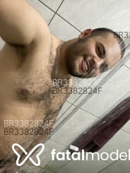 Acompanhante Henrique Seychas - Perfil