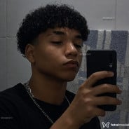 Acompanhante Henrique - Perfil