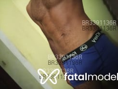 Acompanhante Tonss - Perfil