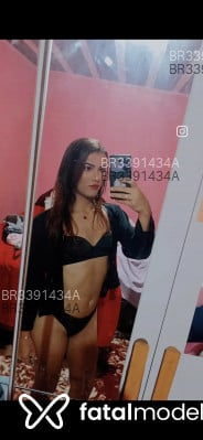Acompanhante Thesca - Perfil