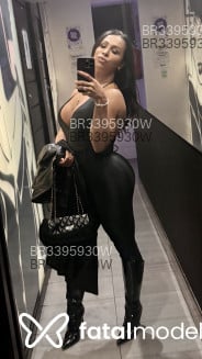 Acompanhante Michaela Prates - Perfil