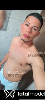 Acompanhante Daviro - Perfil