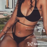 Acompanhante Farah - Perfil