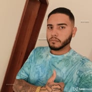 Acompanhante Piettro - Perfil