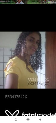 Acompanhante Magda - Perfil