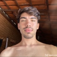Acompanhante Estevão - Perfil