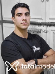 Acompanhante Clark - Perfil