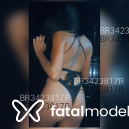 Acompanhante Penélope - Perfil
