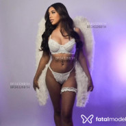 Acompanhante Angelina - Perfil