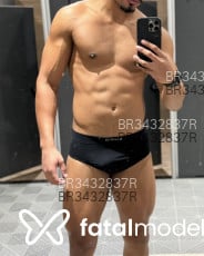 Acompanhante Ton Giro - Perfil