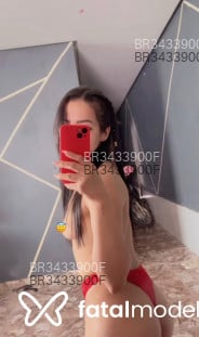 Acompanhante Alicia - Perfil