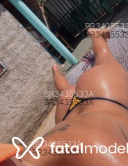 Acompanhante Polly - Perfil