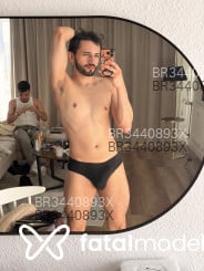 Acompanhante Pietro - Perfil