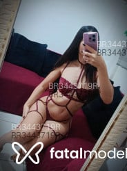 Acompanhante Melanie - Perfil