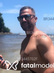 Acompanhante Adriano - Perfil