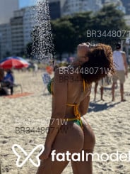 Acompanhante Victoria - Perfil