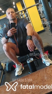Acompanhante Ronaldo - Perfil