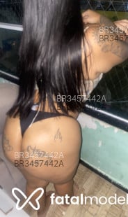 Acompanhante Penélope - Perfil