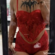 Acompanhante Ellyx - Perfil