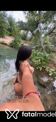 Acompanhante Marielle - Perfil