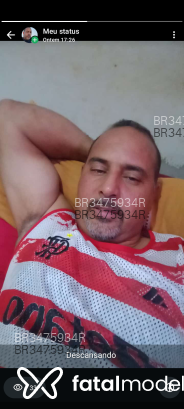 Acompanhante Parrera - Perfil