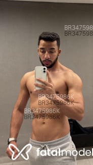Acompanhante Caíque - Perfil