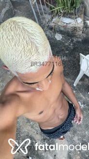 Acompanhante Peçanha - Perfil