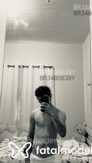 Acompanhante Spiderboy - Perfil