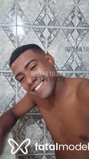 Acompanhante Kekel - Perfil